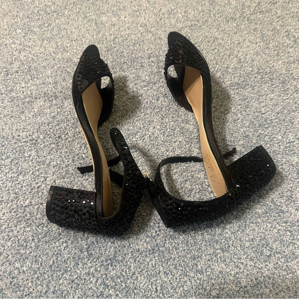 Evening low heels